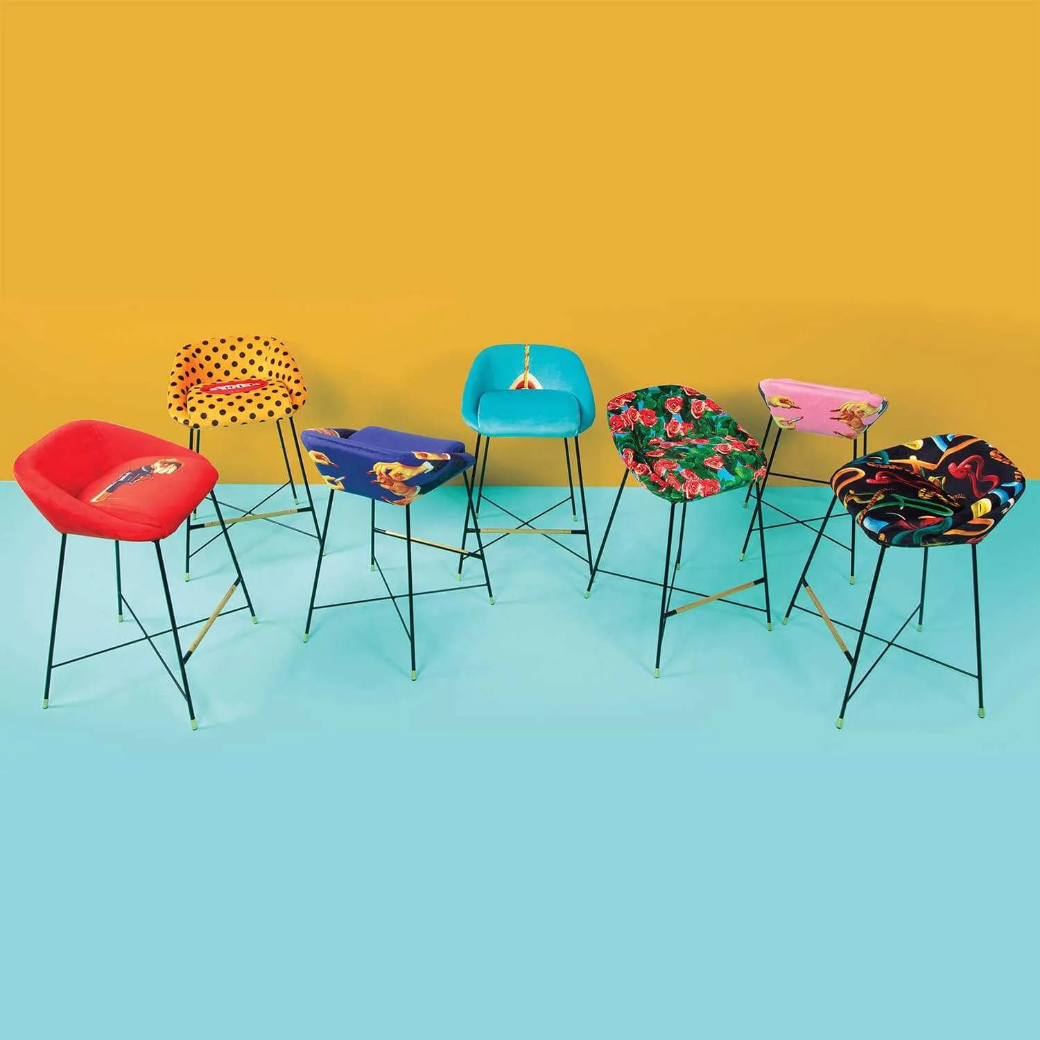 Seletti Toiletpaper High Stool Lipsticks Black
