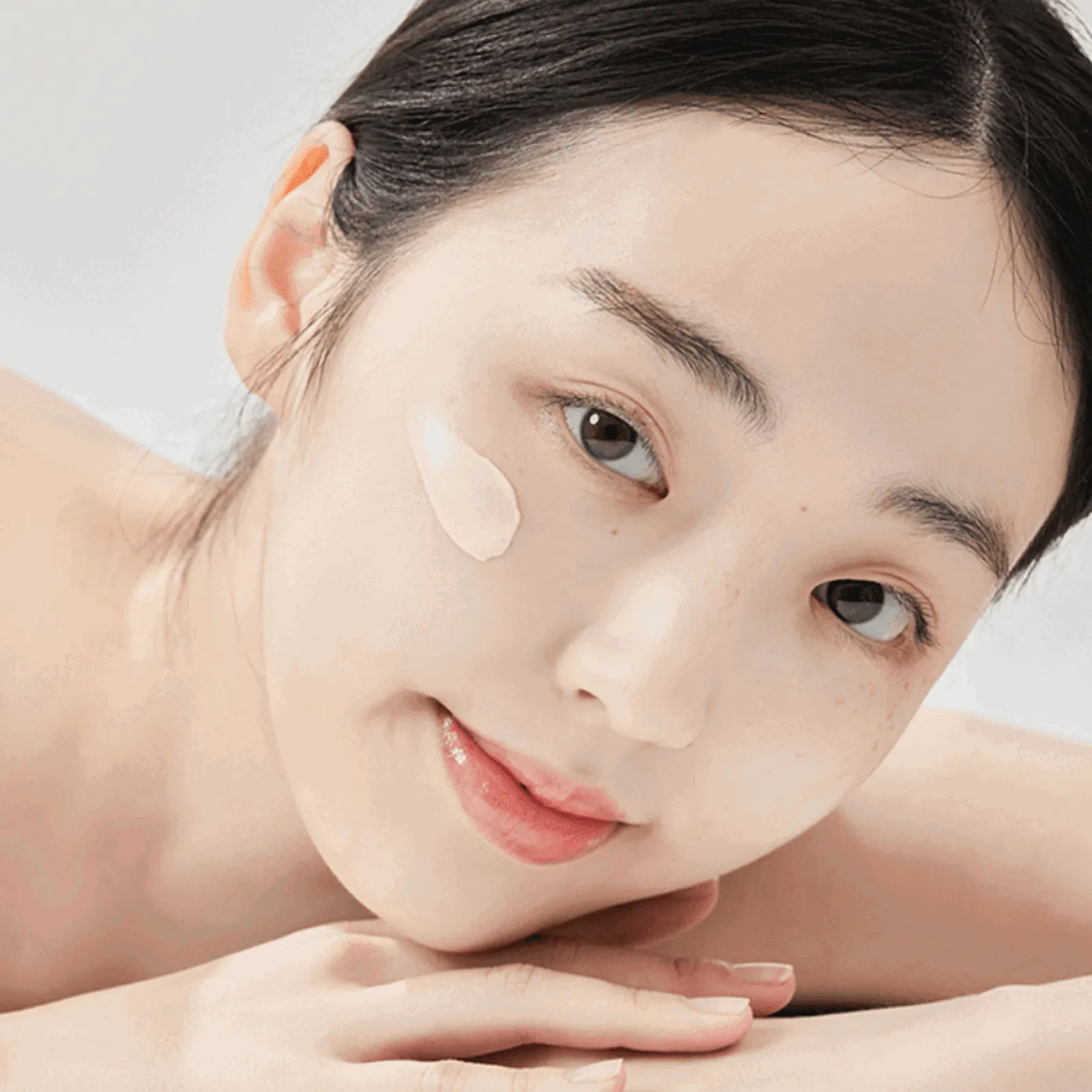 THE LAB by blanc doux Oligo Hyaluronic Acid Waterfull Tone-Up SPF 50  PA     40ml