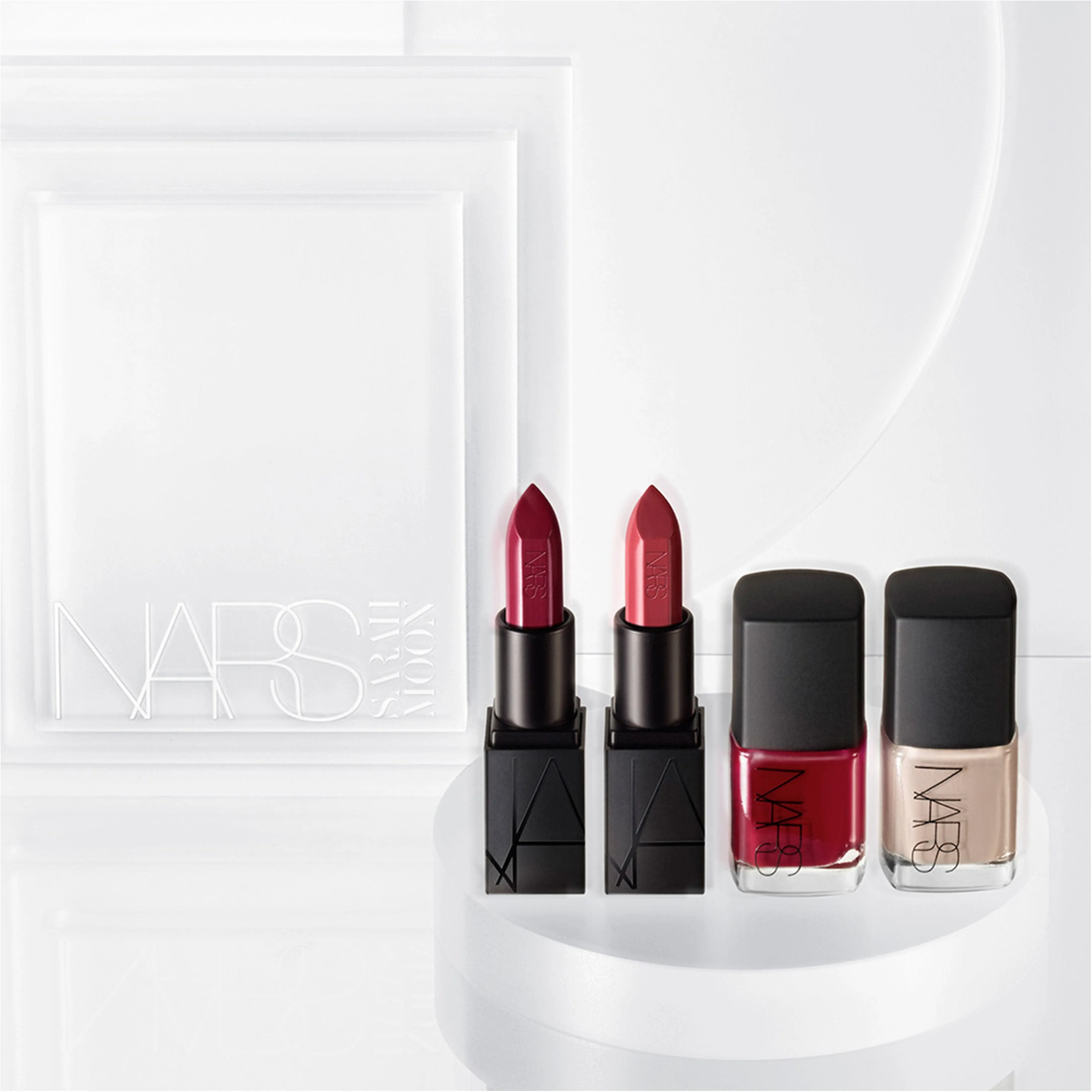 thousand worlds audacious lip and nail set