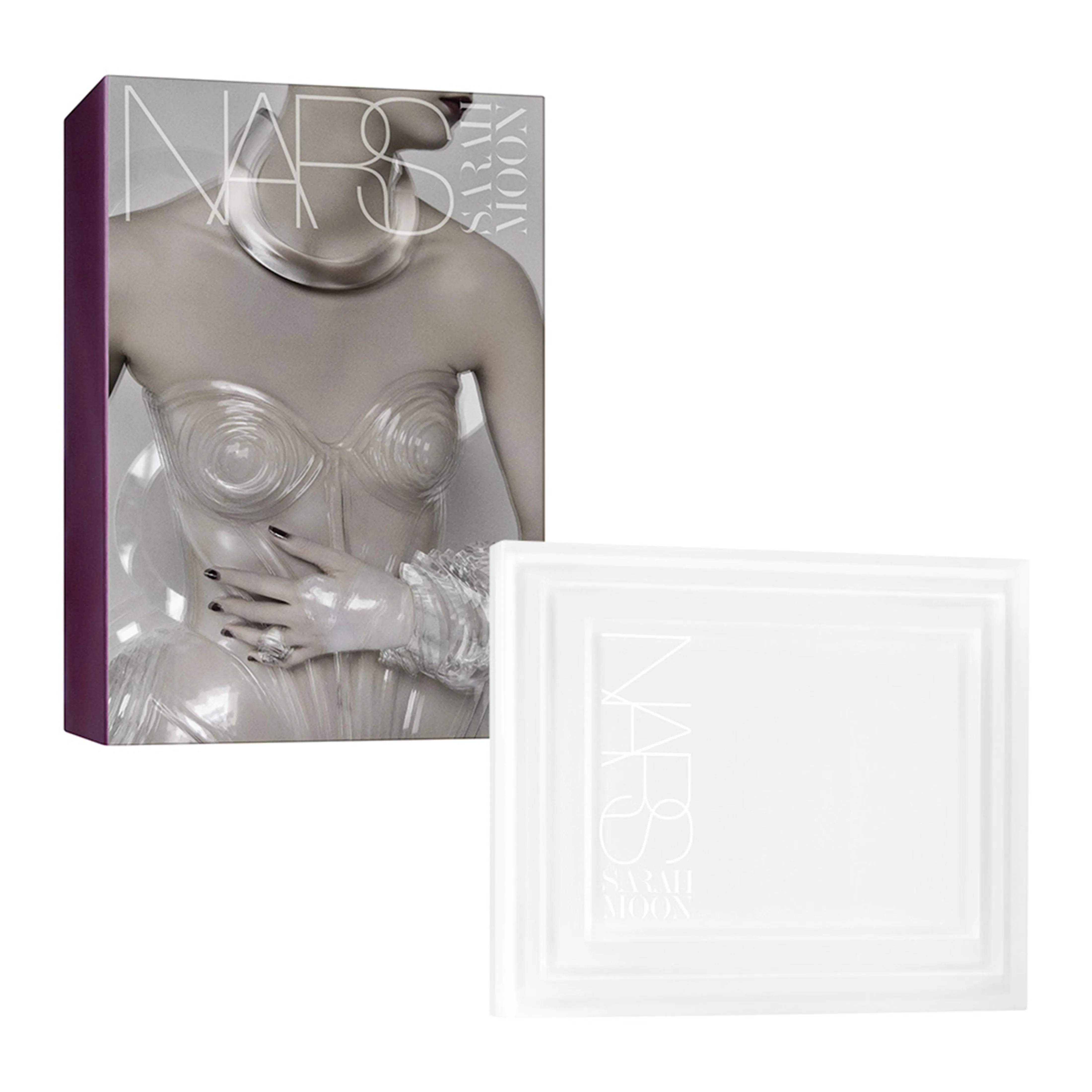 thousand worlds audacious lip and nail set